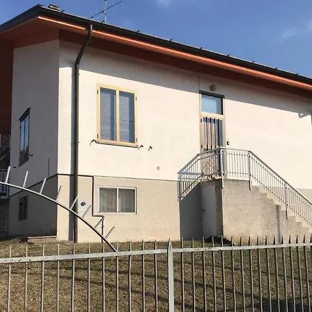 Villino Carla Сasa de vacaciones Lipomo